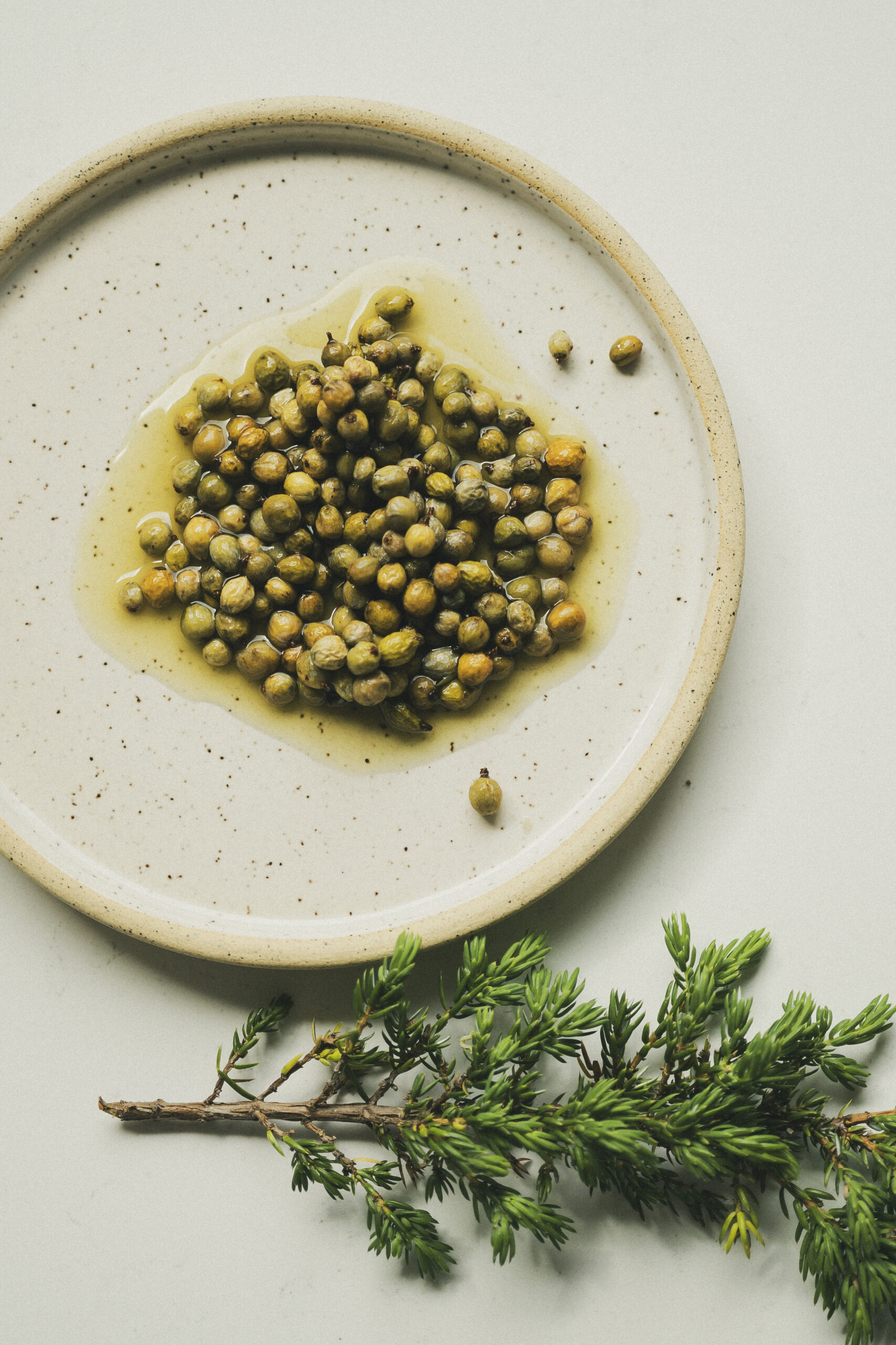 Baies de genévrier immature fermentées